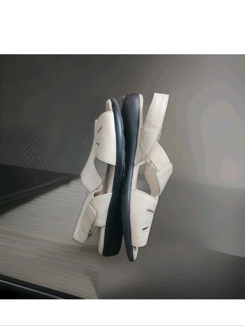 Mushrooms Womens Casual  Comfort Sandals Size 6.5W  Cream.
